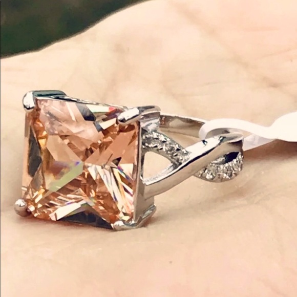 Jewelry - Sterling 2.5c Morganite Infinity Ring 9 GORGEOUS